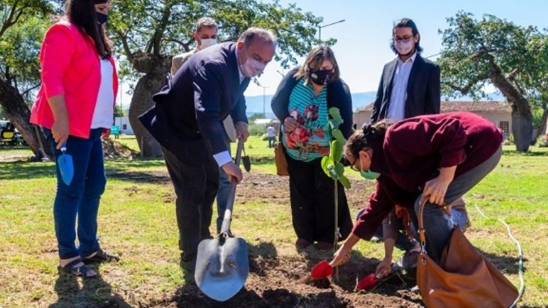 “Plantamos memoria, para cosechar derechos”