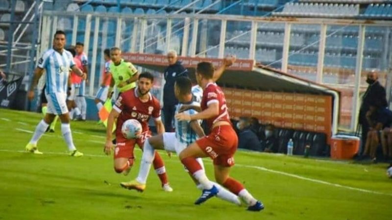 Atlético y Huracán se pusieron al día con un empate