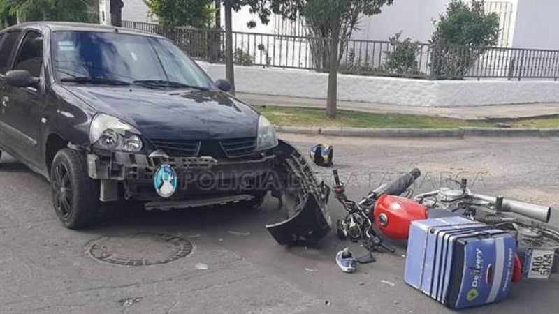 Choque terminó con motociclista herido