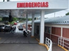 Chocaron dos autos y una persona debió ser hospitalizada