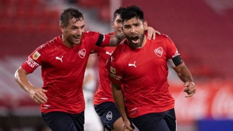 Silvio Romero y Braian Martínez, “positivos” en el “Rojo”