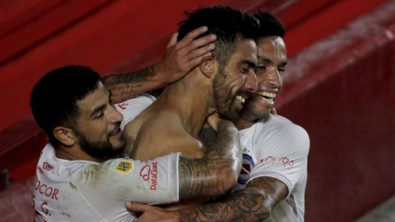 Colón no afloja; Banfield escolta y Argentinos expectante