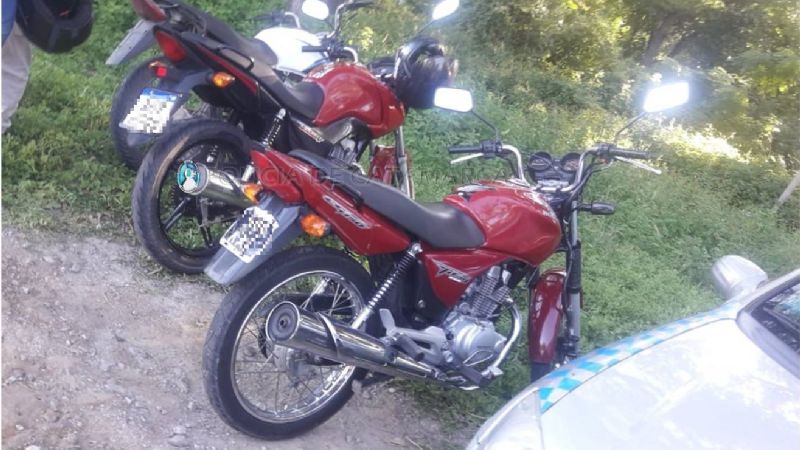 Descontrol: más de 50 vehículos secuestrados y notificaciones por fiesta privada