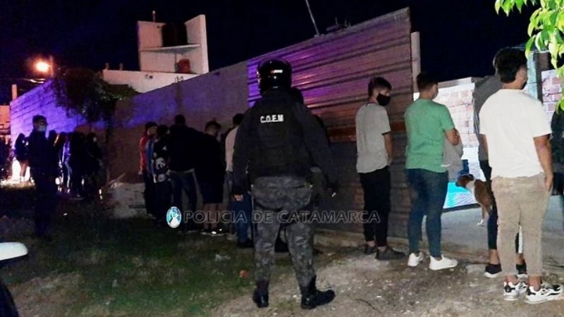 Desalojan una fiesta privada