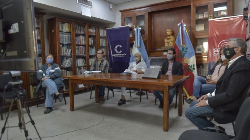 Charla sobre persecución a la comunidad LGBT+ durante la dictadura