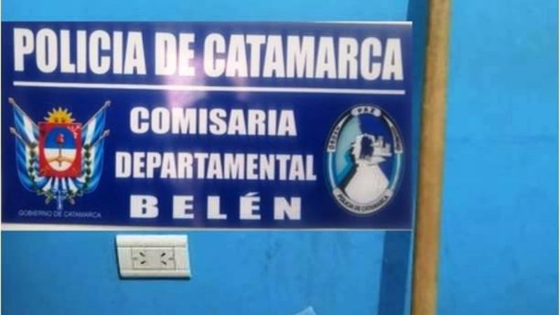 Encontraron una mochila de baño y una pala en un descampado