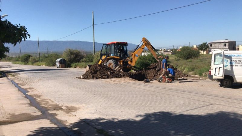Operativo de reparación de fugas en Valle Chico
