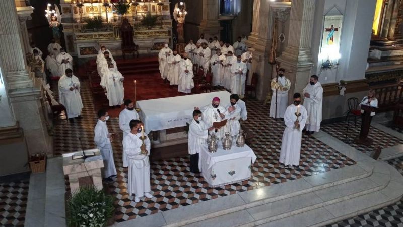 “La respuesta a este don del sacerdocio no puede ser otra que la entrega total”