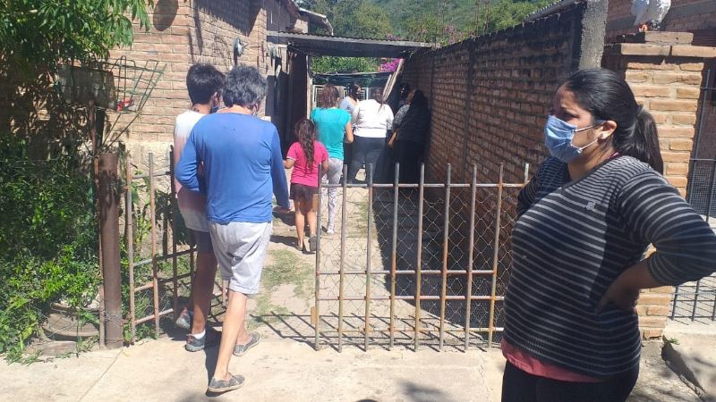 Familiares de un hombre fallecido piden que les entreguen el cuerpo