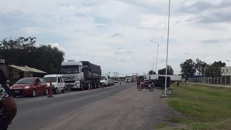 Municipales de Recreo se sumaron a la jornada piquetera