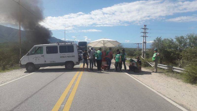 Gremios salieron a la calle y generan un viernes caótico