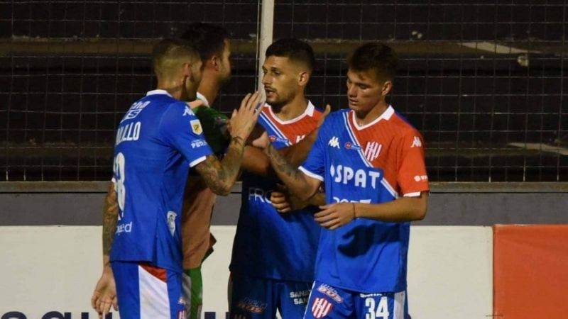 Estudiantes golea y acecha; ganó Unión y empate en La Plata