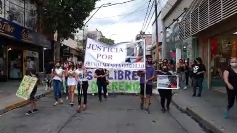 Multitudinaria marcha por el Día de la Mujer en Catamarca