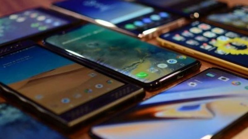 Furor por los créditos para comprar celulares