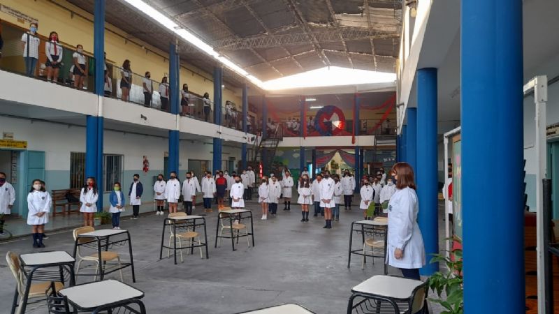 Colegios privados comenzaron las clases con bimodalidad