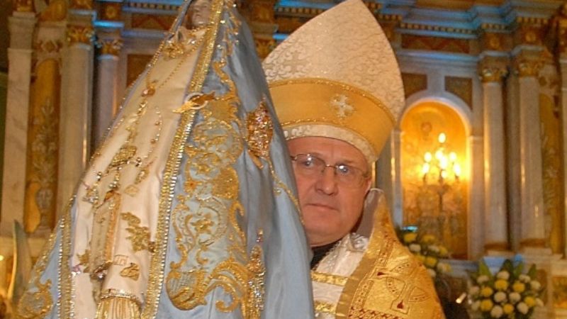 Urbanč cumple 14 años  de ordenación episcopal