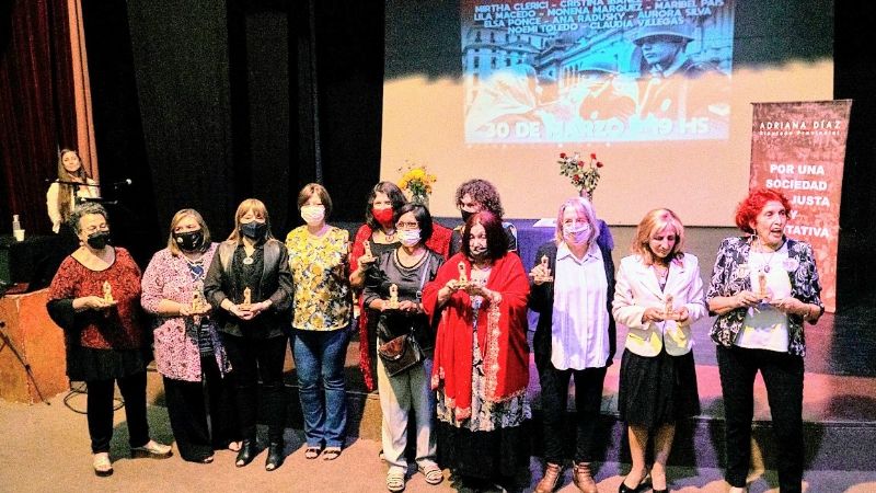 Histórico encuentro de mujeres protagonistas en la lucha por los Derechos Humanos