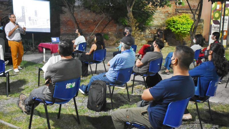 Inició el ciclo sobre Caravati, con un recorrido por su vasta obra en la ciudad