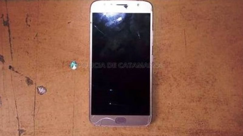 Comercializaba un celular presuntamente robado