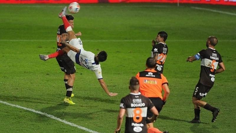 San Lorenzo y un triunfo ante Platense, que le da oxigeno