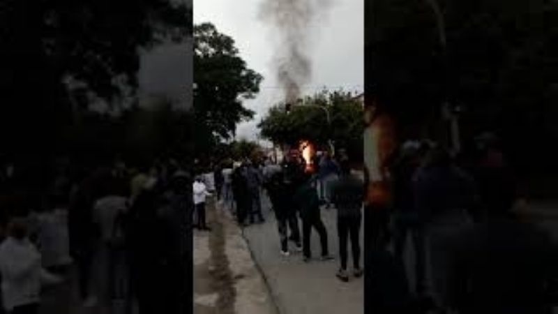 Incendiaron oficina de Agua Rica en Andalgalá