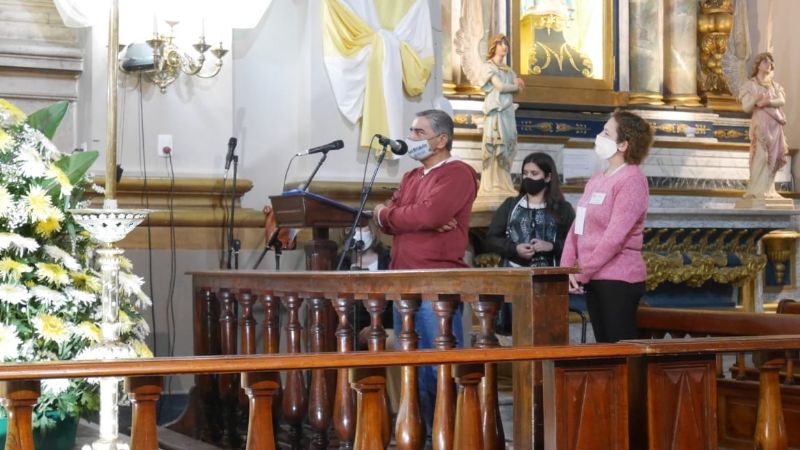Los comunicadores sociales rindieron su homenaje a la Virgen del Valle