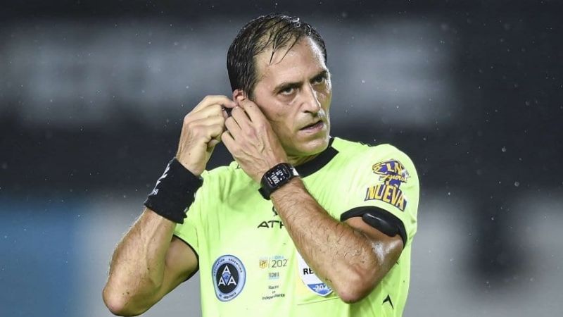 Vigliano será parado por su actuación en el clásico de Avellaneda