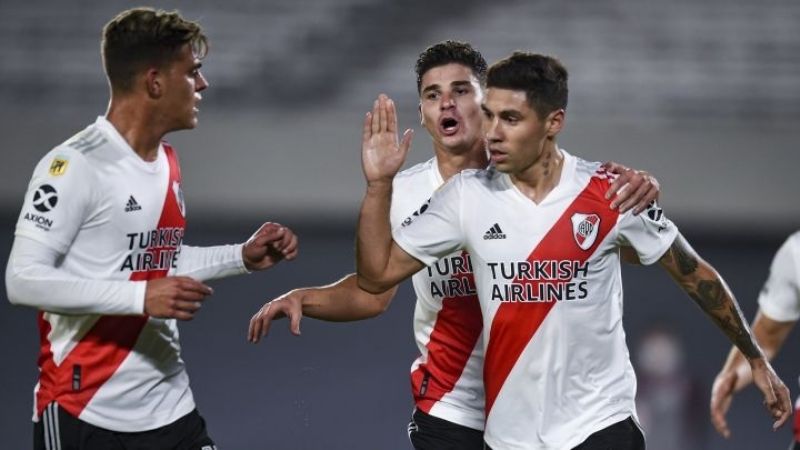 River le sacó el invicto a Colón y se ubicó como escolta