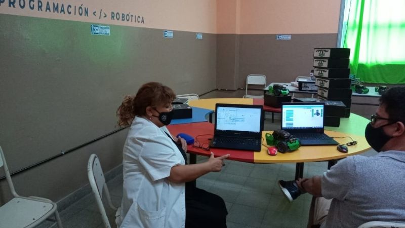 Escuela Activa brinda asesoramiento a docentes