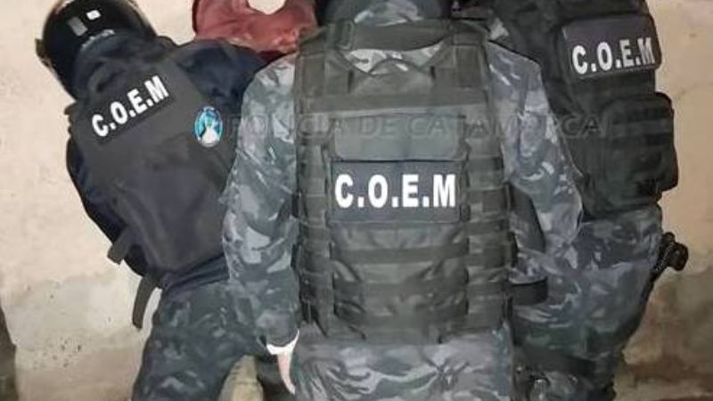 Atrapan a jóvenes en fuga tras intentar robar un aire acondicionado