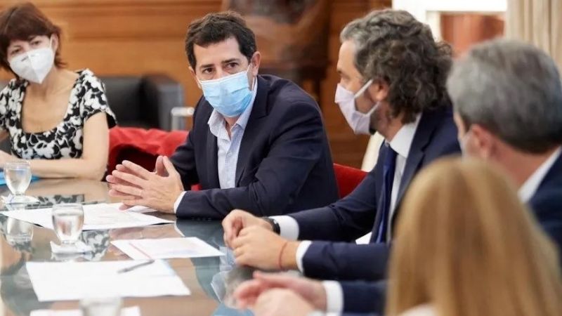 "Wado" de Pedro advirtió sobre la posibilidad de una "cepa Buenos Aires"