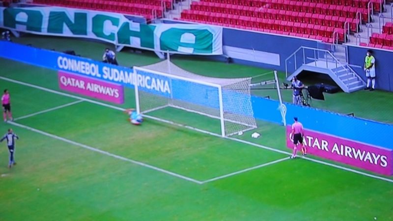 ¡Tremenda Justicia…!, Defensa, campeón de la Recopa!