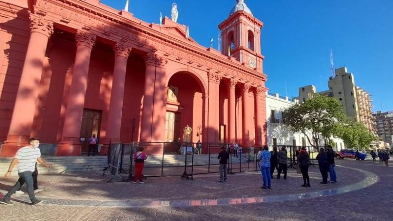 La Madre del Valle se acerca a sus hijos