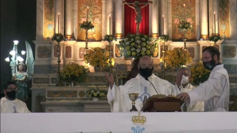 El ámbito de la Educación rindió homenaje a la Virgen