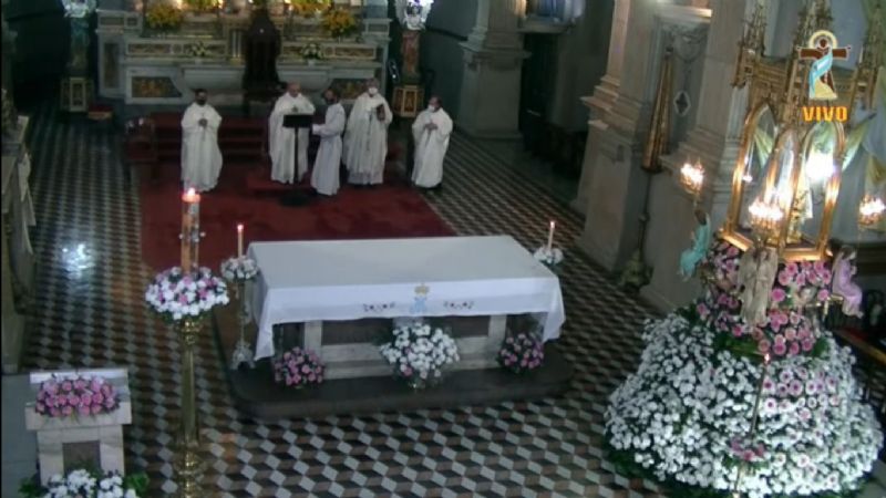 El ámbito de la Educación rindió homenaje a la Virgen