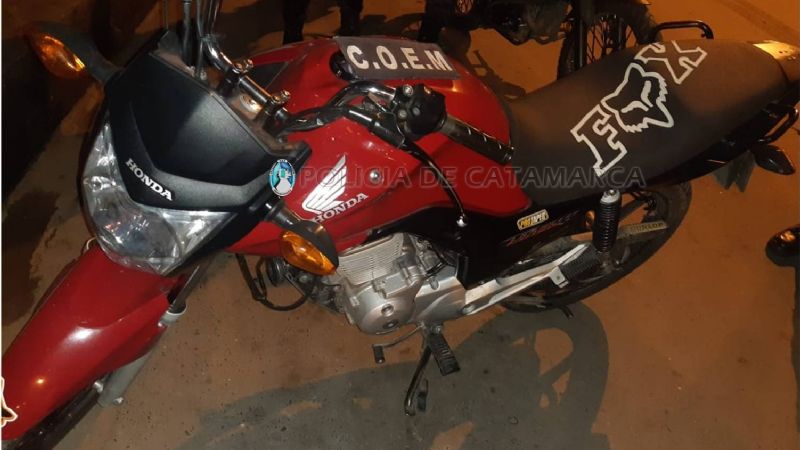 Secuestran una moto que policías encontraron abandonada