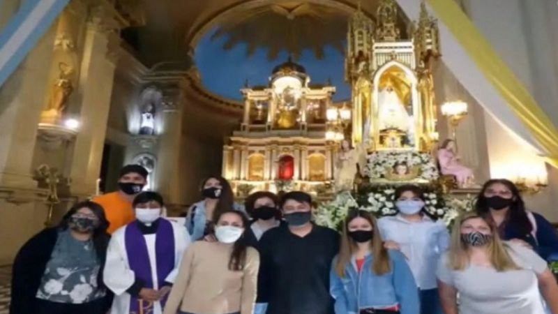 Los jóvenes y el ámbito del  Deporte honraron a la Virgen