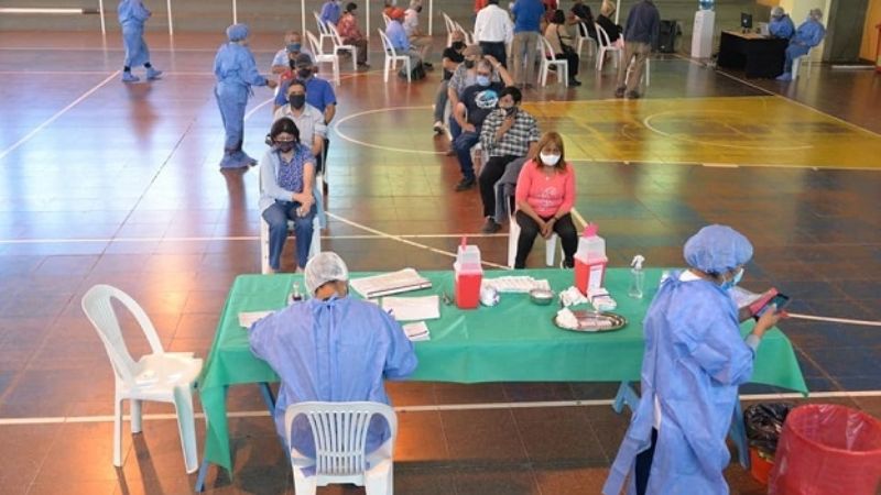 Operativo de vacunación en Santa María