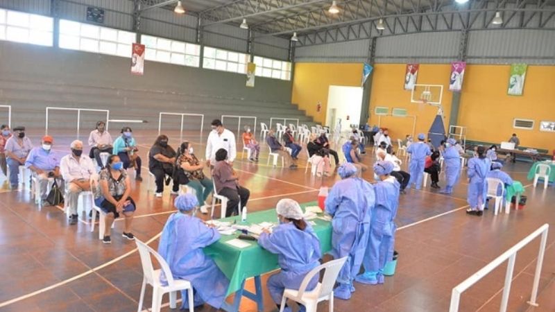 Operativo de vacunación en Santa María