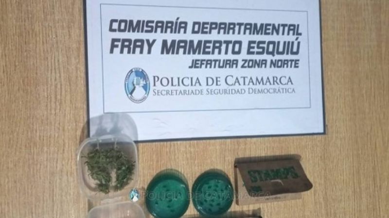 Secuestran droga y dos vehículos en Fray Mamerto Esquiú