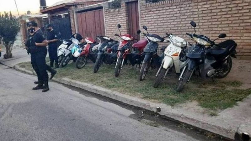 Más de 100 vehículos secuestrados por no respetar las restricciones