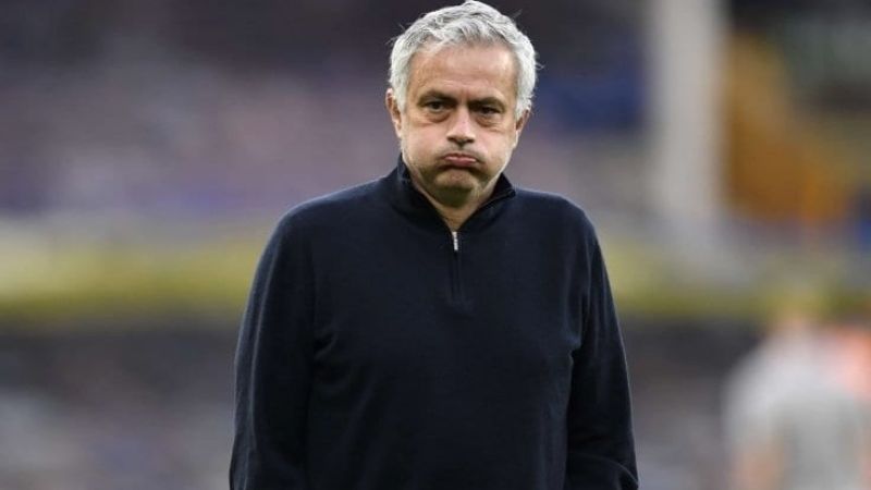 Tottenham Hotspur despidió a José Mourinho