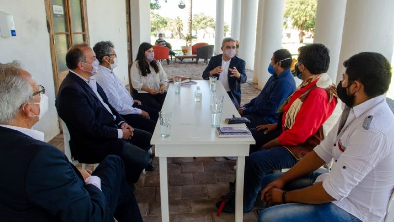 Jalil recibió a caciques de comunidades originarias