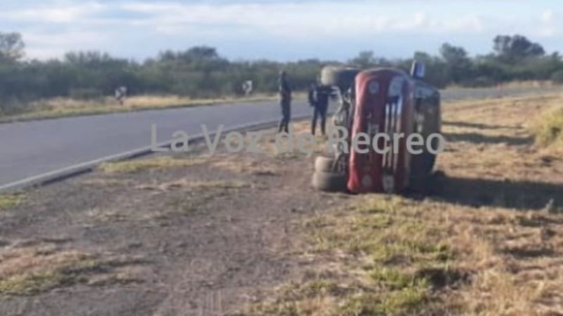 Ruta157: volcó una camioneta
