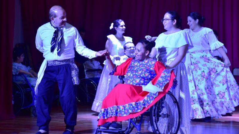 Iniciaron los talleres artísticos de Extensión