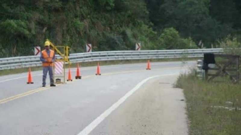 Previenen por trabajos sobre la calzada en El Totoral