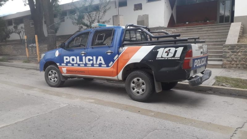 Nuevo ataque en Andalgalá: rompieron el auto del presidente de un club