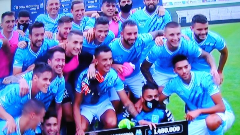 Estudiantes de Río IV ganó y va por Talleres