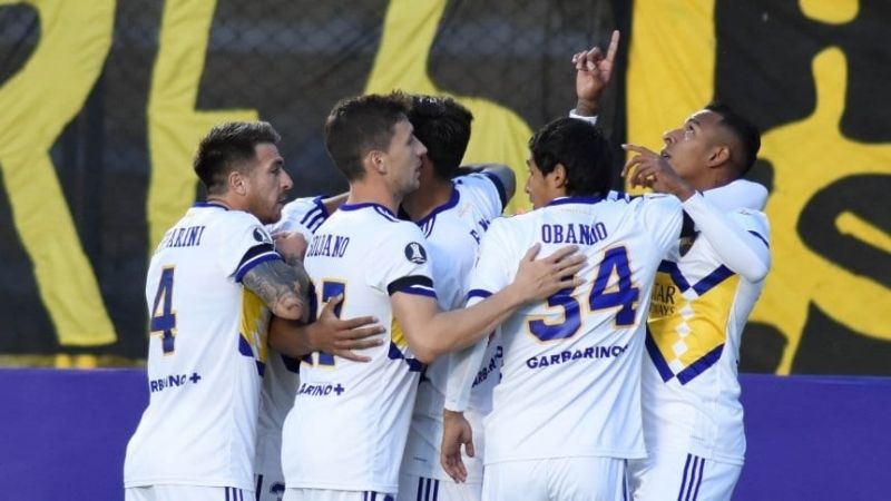 Boca debutó con victoria ante The Strongest, en la altura