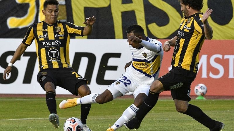 Boca debutó con victoria ante The Strongest, en la altura